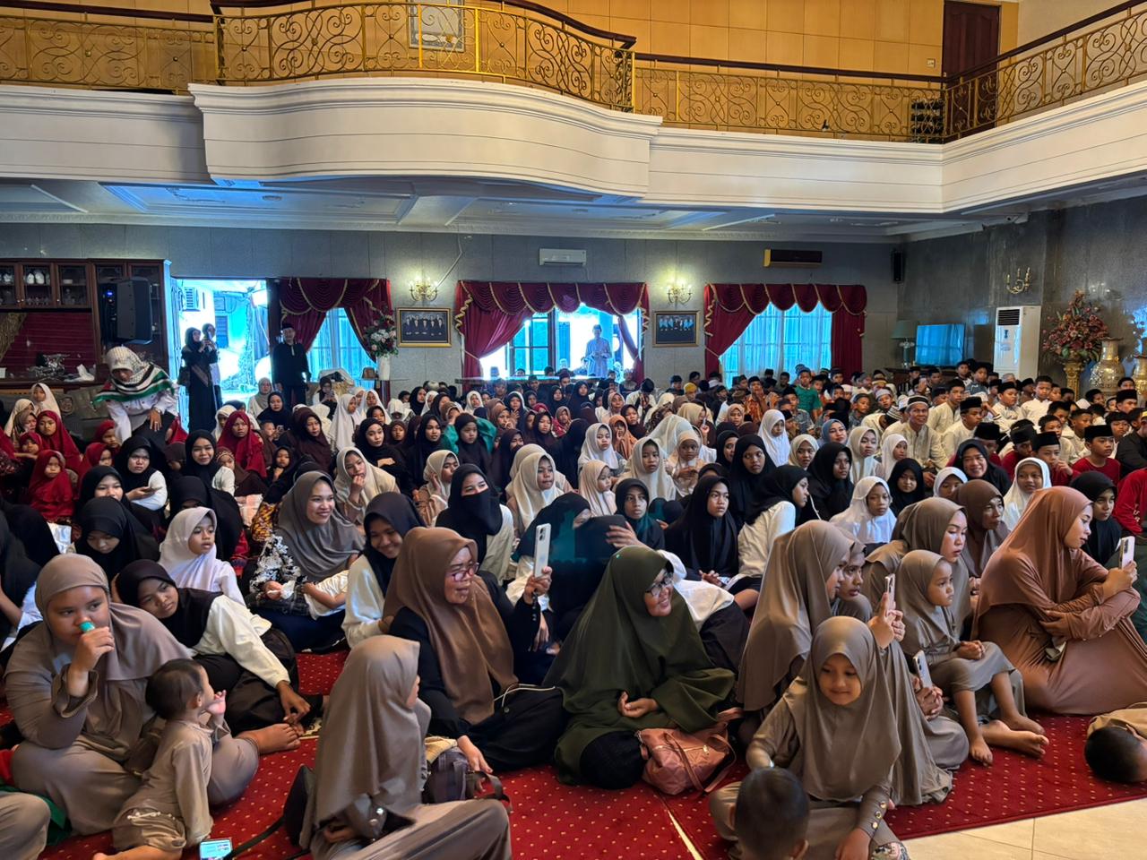 Di Bawah Cahaya Ramadan, ABI Sulsel Menyemai Kebahagiaan untuk Anak Yatim dan Dhuafa 41 WhatsApp Image 2026 03 01 at 18.39.19